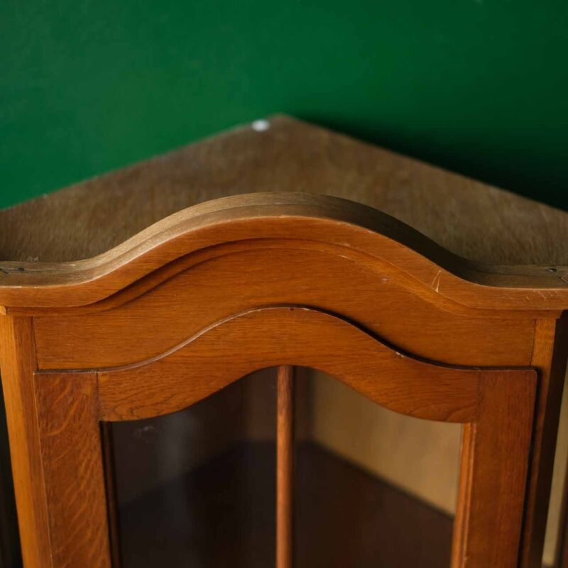 Vintage Köşe Duvar Dolabı YEW52