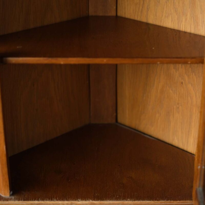 Vintage Köşe Duvar Dolabı YEW52