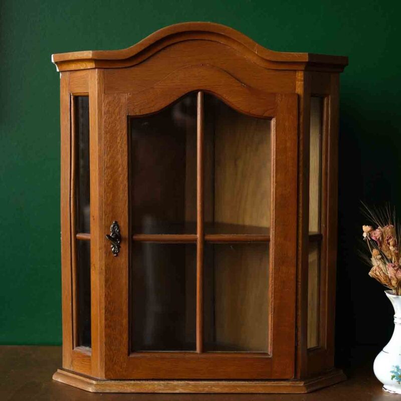 Vintage Köşe Duvar Dolabı YEW52